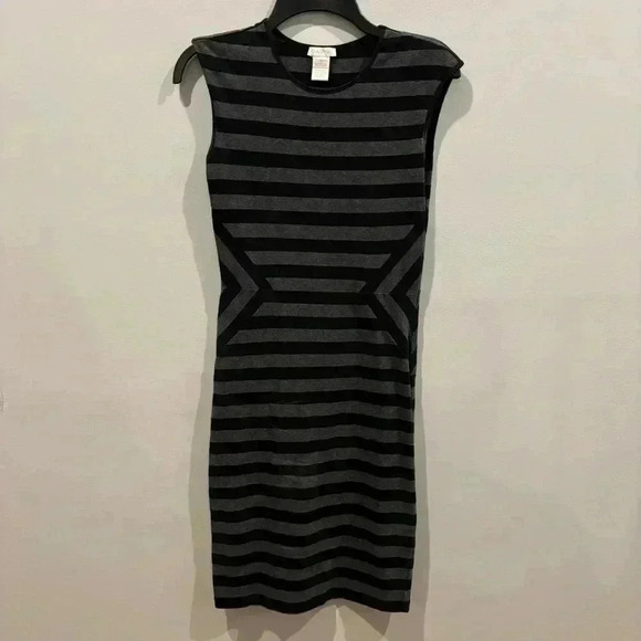 Caché Bodycon Dress - Picture 1 of 4